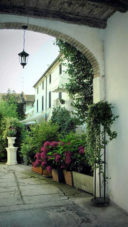 Dimora & Arte B&B Canneto sull'Oglio Exterior photo